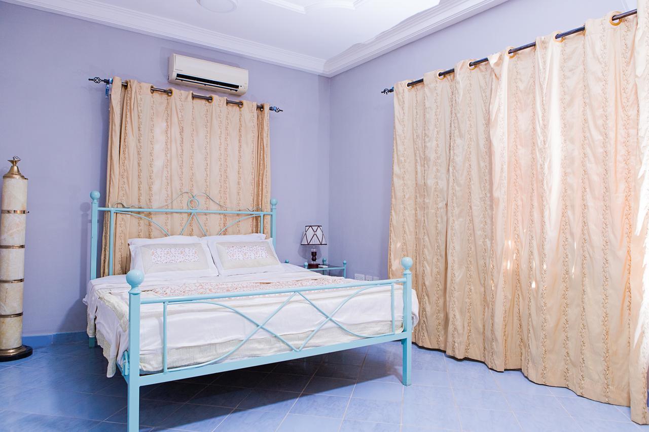 Maxwell Court Apartments Accra Exterior photo
