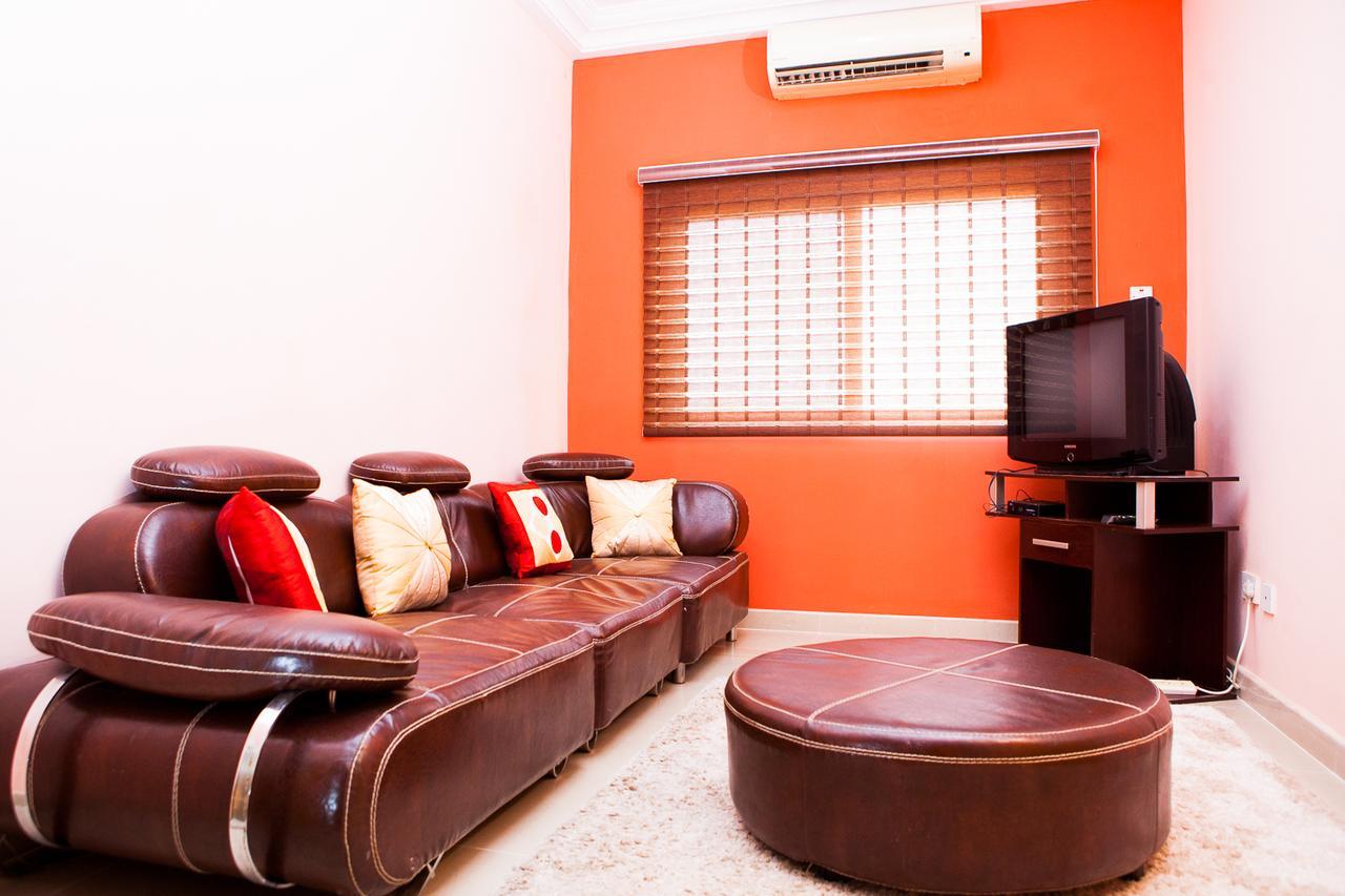 Maxwell Court Apartments Accra Exterior photo