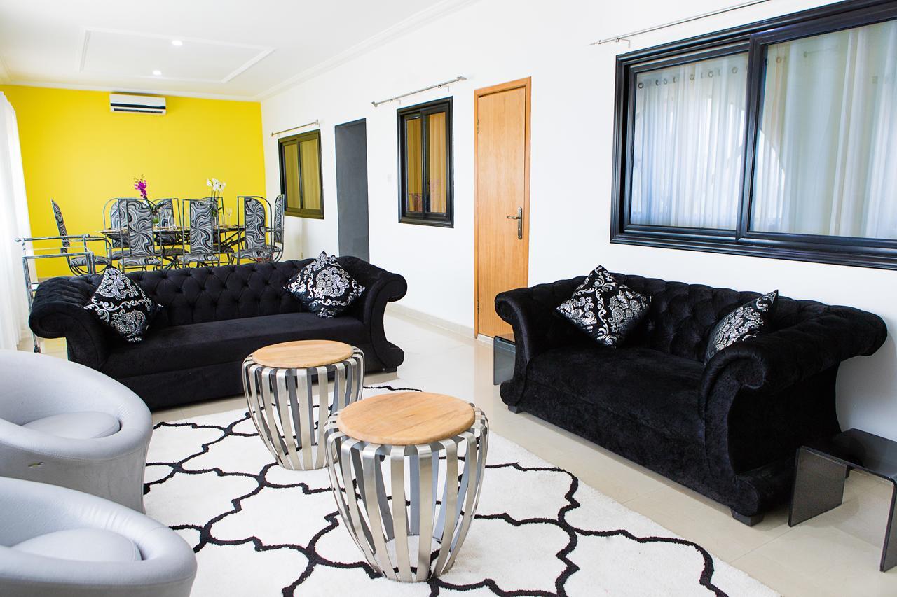 Maxwell Court Apartments Accra Exterior photo